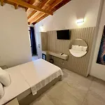 Ados Ξενοδοχείο Çeşme