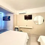 Ados Cesme