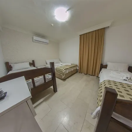 Hotel Ados Çeşme